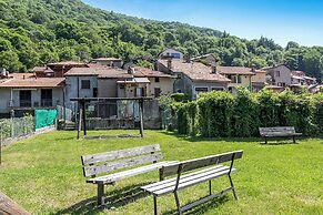 Bucaneve Apartment