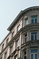 LOVIS Suites Vienna