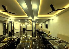 SHREE SIDDHI VINAYAK HOTEL & RESTAURANT