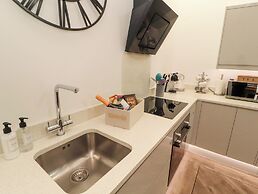 Lakes View Apartment 3