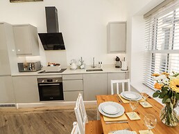 Lakes View Apartment 2