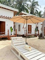 Tatak Balabac Beach Camp