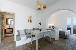 Phaedrus Living: Paros Cycladic Residences 11