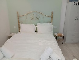 Anchor Suites