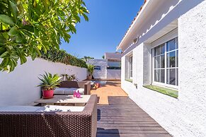 Villa in Empuriabrava With Private Pool