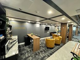 Le Moyne 2