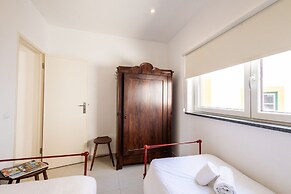 Casa do Pisco in S o Martinho do Porto