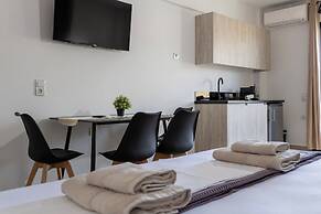 NS Apartments Nydri