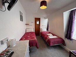 Pleasure Beach Hotel by OYO