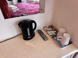 Pleasure Beach Hotel by OYO