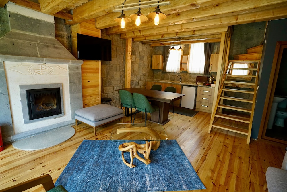 Dere Ağzı Tatil Köyü
