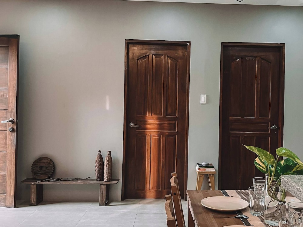 2BR Laid Back Apartment, Near Beach