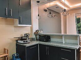 2BR Laid Back Apartment, Near Beach