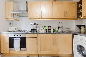 3BR Tower Bridge Parking WiFi