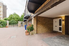 3BR Tower Bridge Parking WiFi