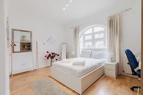 3BR Tower Bridge Parking WiFi