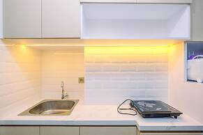 Homey And Best Choice Studio Apartment Transpark Cibubur