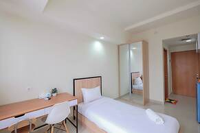Warm And Cozy Studio At Evenciio Margonda Apartment