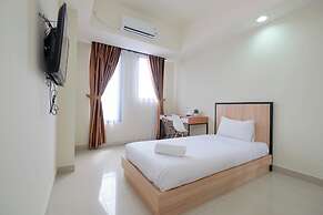 Warm And Cozy Studio At Evenciio Margonda Apartment