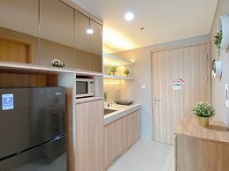 Nice And Elegant Studio At Bintaro Embarcadero Apartment