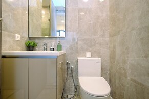 Comfy Stay 2Br Apartment At Arumaya Residence