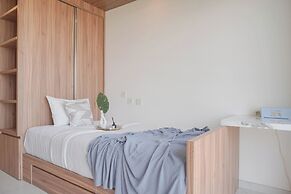Comfortable And Good Place Studio At Sky House Bsd Apartment