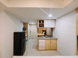 Good Place Studio At De Prima Apartment
