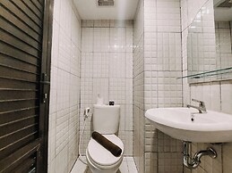 Good Place Studio At De Prima Apartment
