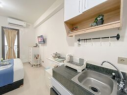 Compact And Homey Studio Apartment At Transpark Cibubur