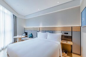 Full Season Hotel - PVG