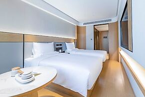 Full Season Hotel - PVG