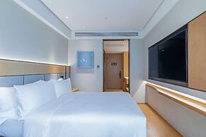 Full Season Hotel - PVG