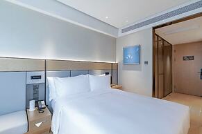 Full Season Hotel - PVG