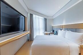 Full Season Hotel - PVG