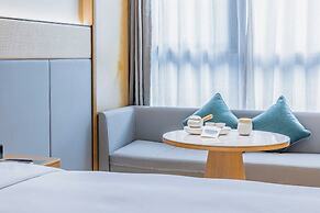 Full Season Hotel - PVG
