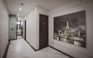 Poshtel 56