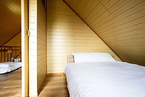 LAKE TOYA PREMIUM CABIN