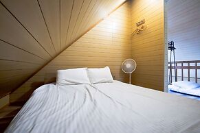 LAKE TOYA PREMIUM CABIN