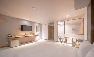 Zzam Hotel