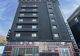 Zzam Hotel