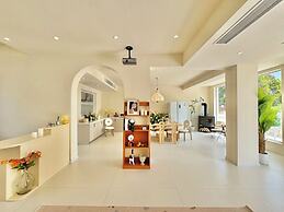 QIMeow Garden Hotel