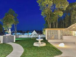 QIMeow Garden Hotel