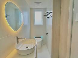 QIMeow Garden Hotel