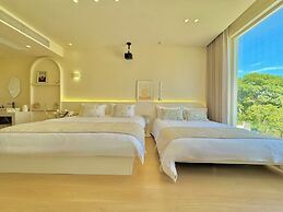 QIMeow Garden Hotel