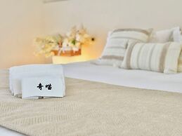 QIMeow Garden Hotel
