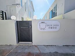 QIMeow Garden Hotel