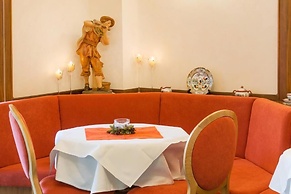 Fidelitas Hotel Garni
