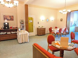 Fidelitas Hotel Garni