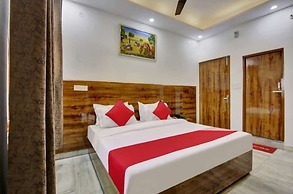 Hotel The Grand