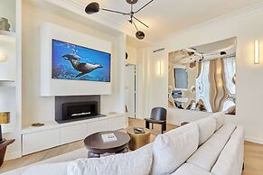 Luxurious AC Apartment Beaubourg Le Marais